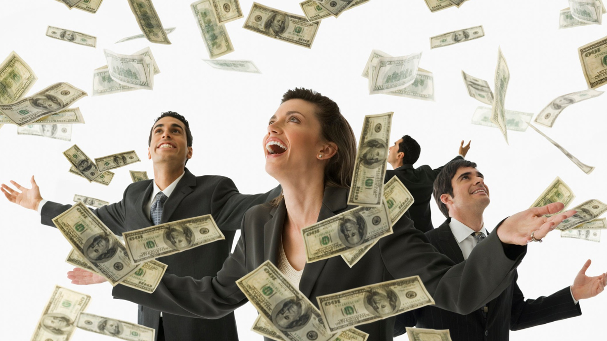 Kur arttı, dolar milyonerleri daha zengin oldu