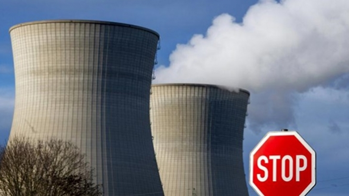 Almanya 3 nükleer santralini devre dışı bıraktı