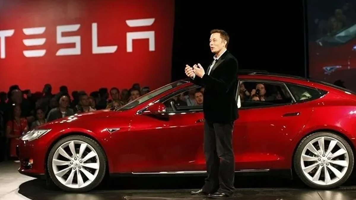 Tesla, 200 bin aracını geri çağırıyor