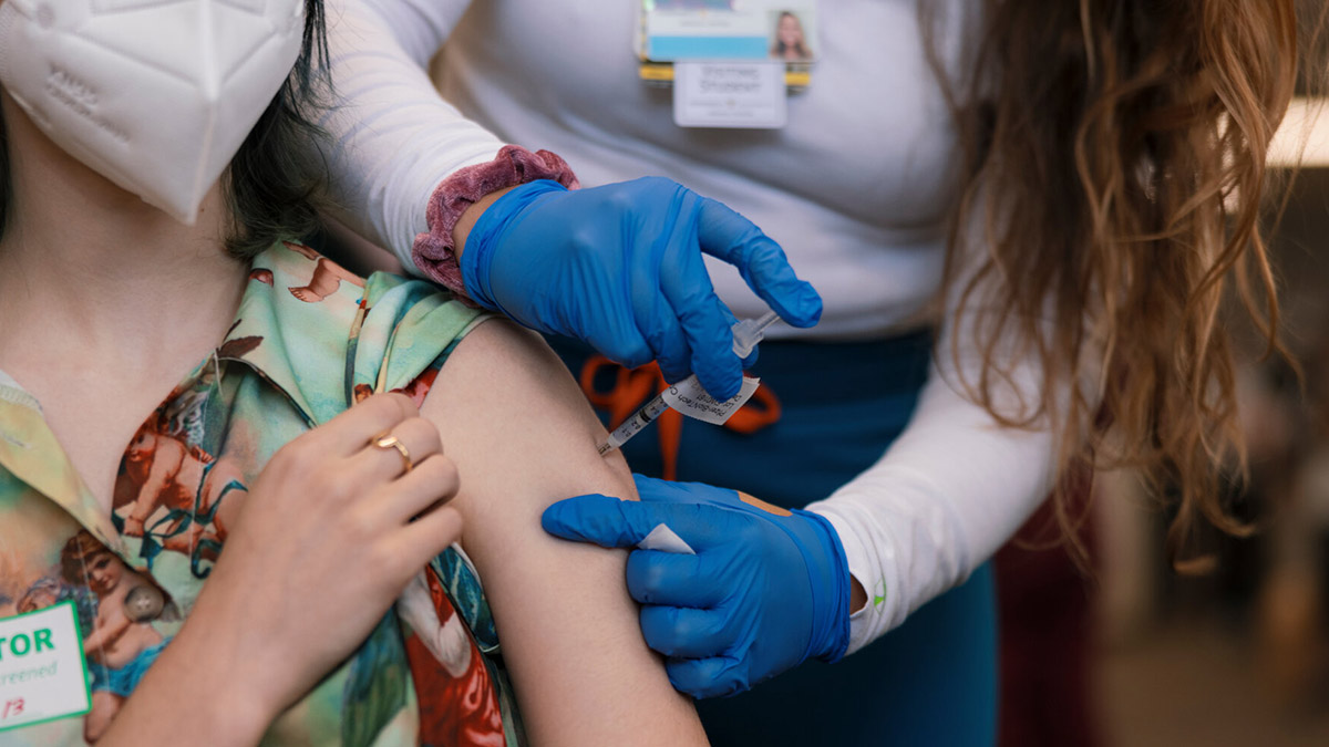 Omicron varyantına karşı hangi koronavirüs aşısı daha etkili? İşte son veriler