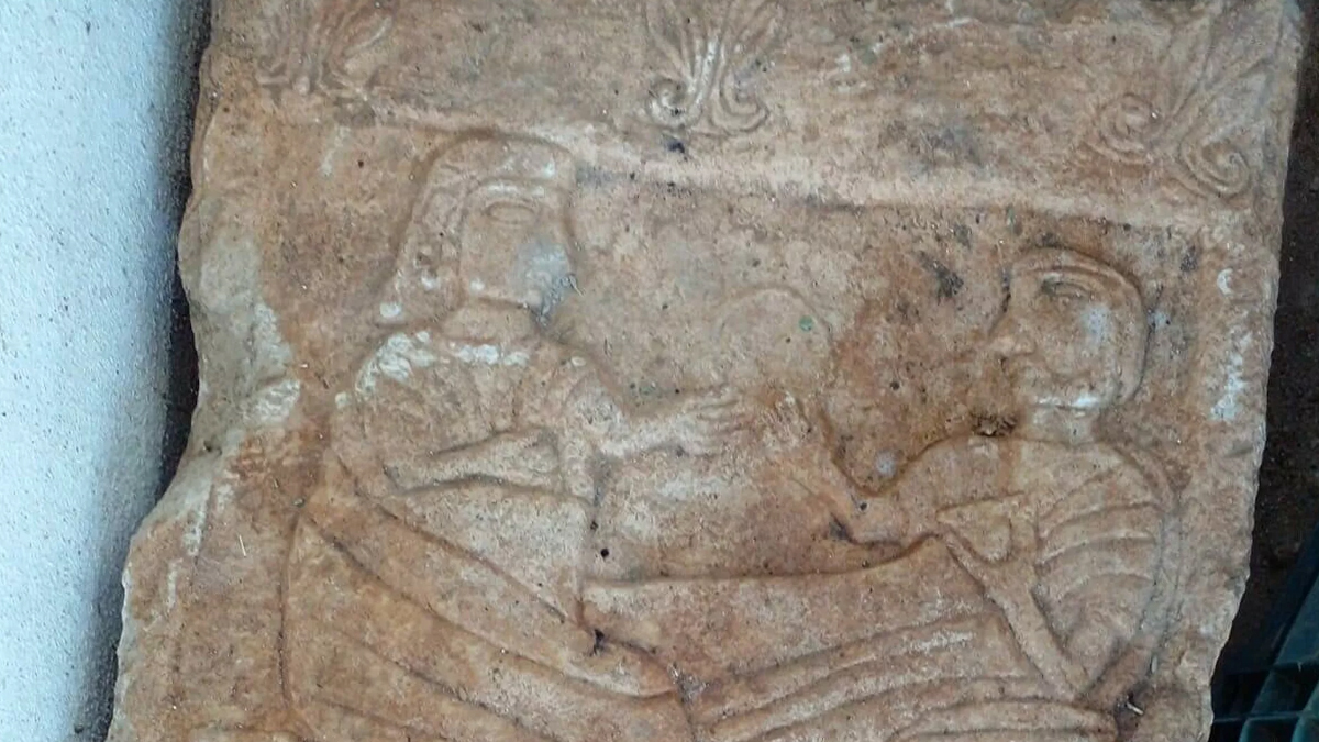 Jandarmanın durdurduğu araçtan tarihi eser çıktı