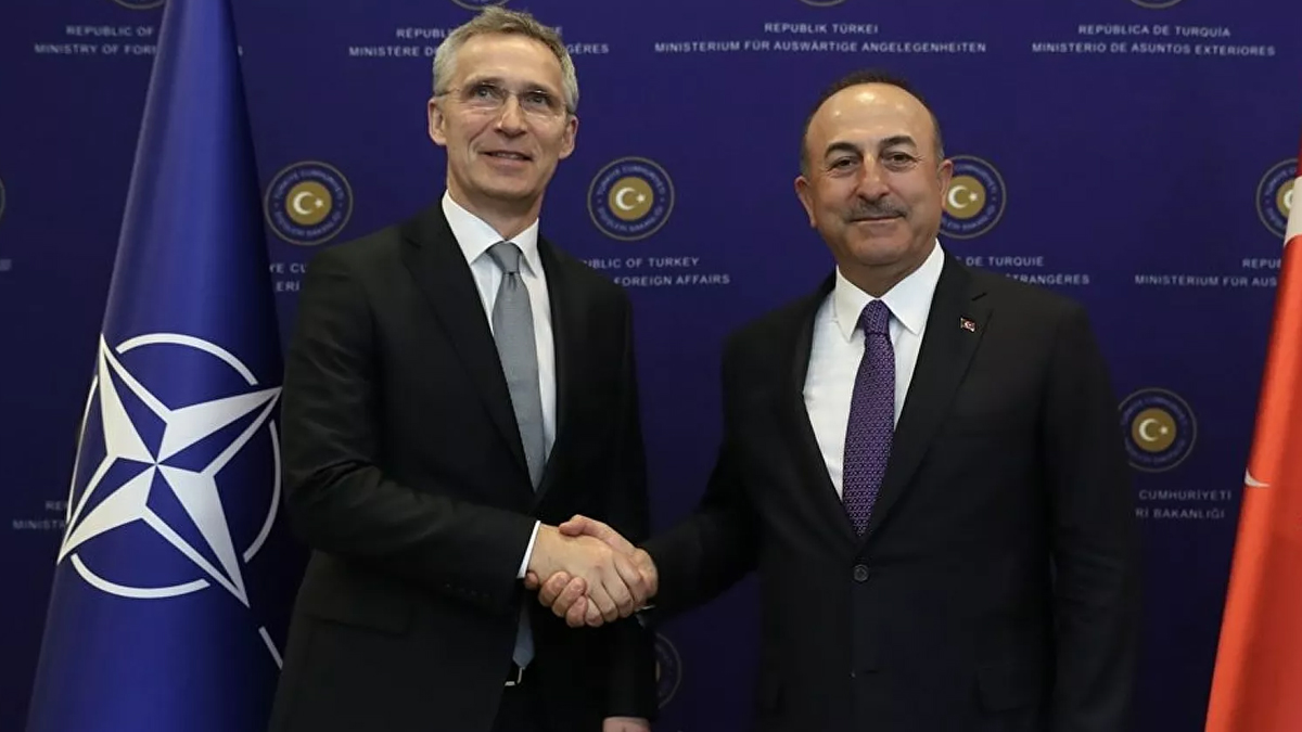 Bakan Çavuşoğlu, NATO Genel Sekreteri Stoltenberg ile görüştü