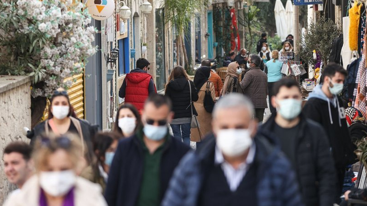 İllere göre haftalık vaka haritası açıklandı: İşte 3 büyükşehirde son durum