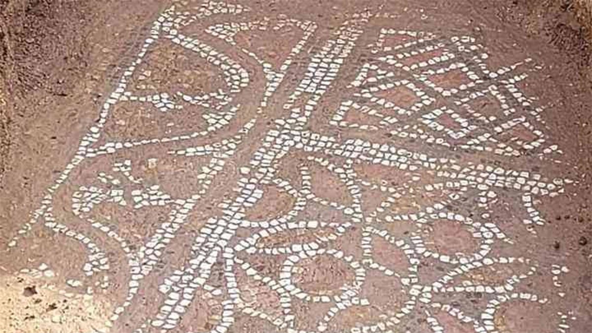 6.yüzyıldan kalma mozaik ele geçirildi