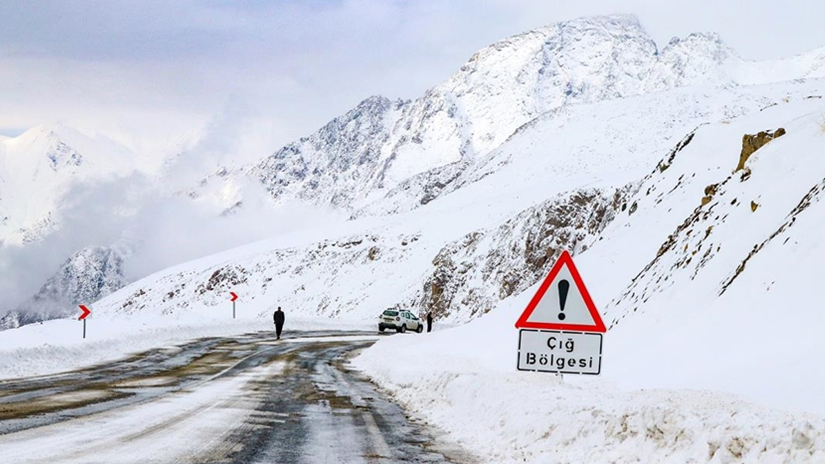 Bu illerde yaşayanlar dikkat! Çığ uyarısı geldi