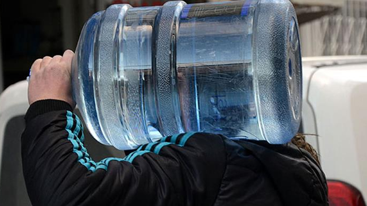 Bir zam da damacana suya