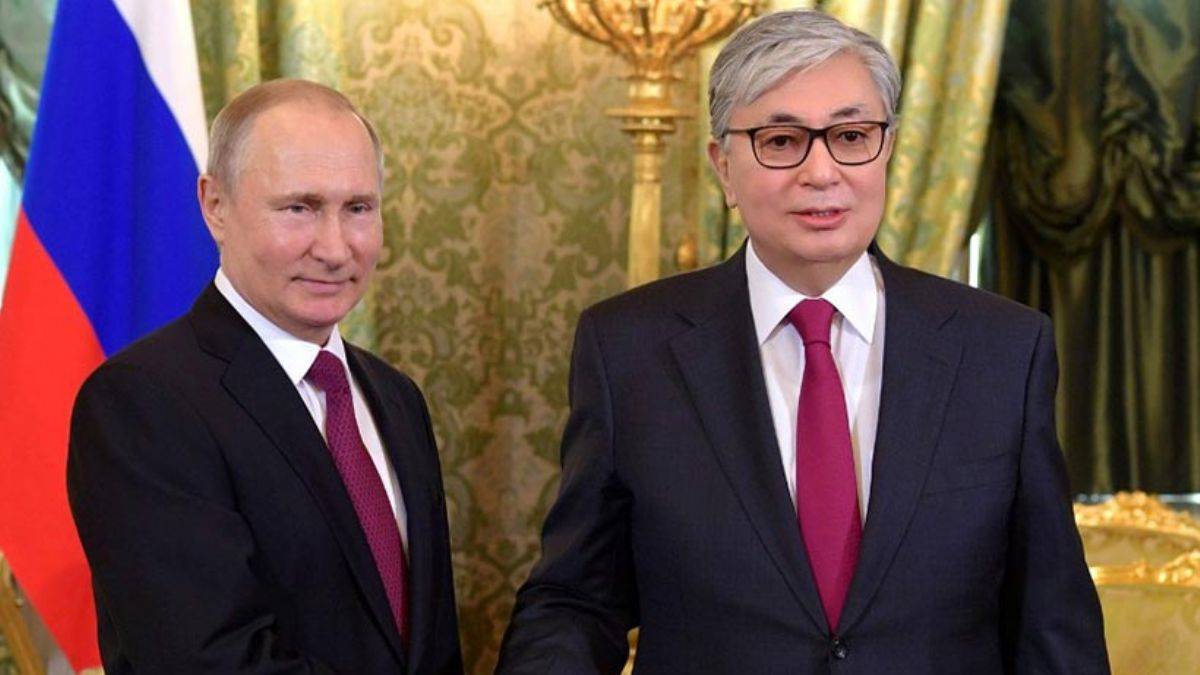 Putin ile ﻿Tokayev Kazakistan'daki durumu görüştü