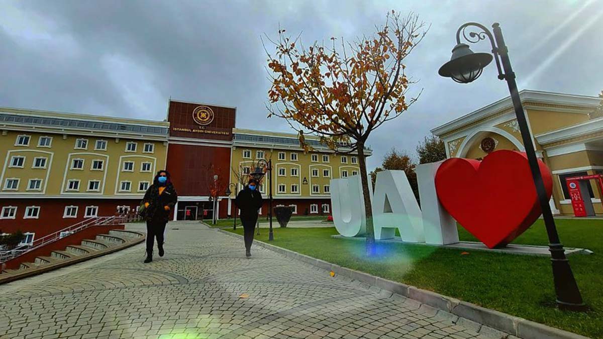 Üniversiteler yüz yüze eğitime ara verdi! İşte online eğitime geçen üniversiteler