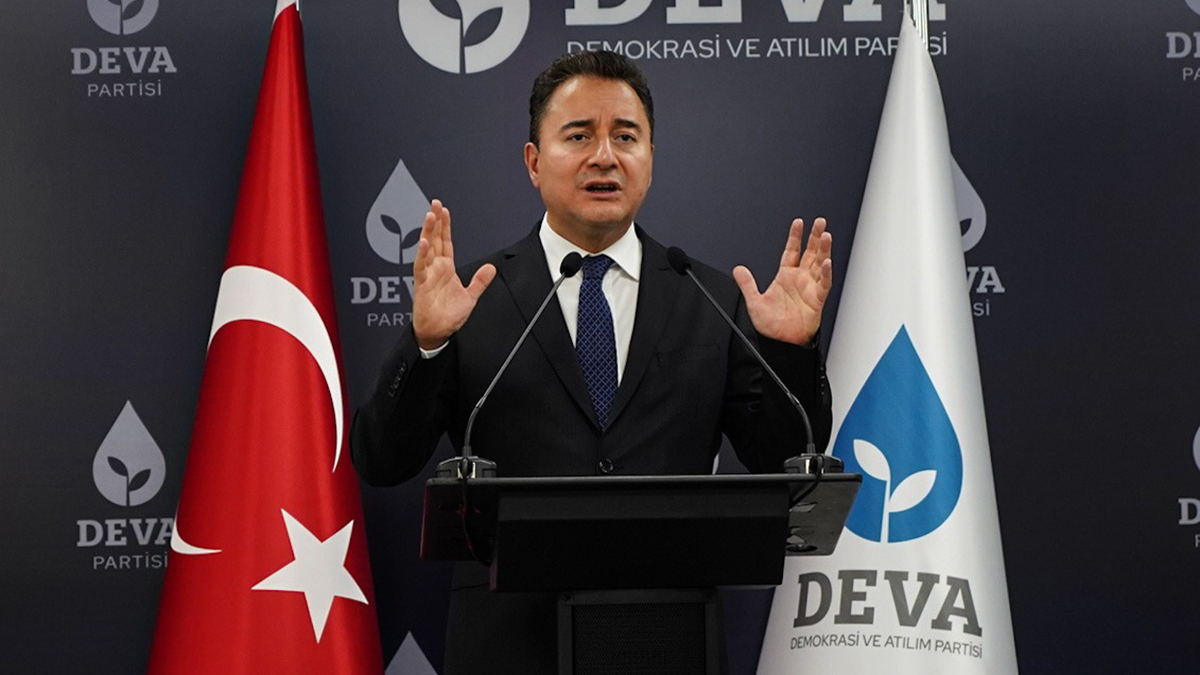 Babacan: Yeni ekonomik model bir iki aylık oyalamaydı
