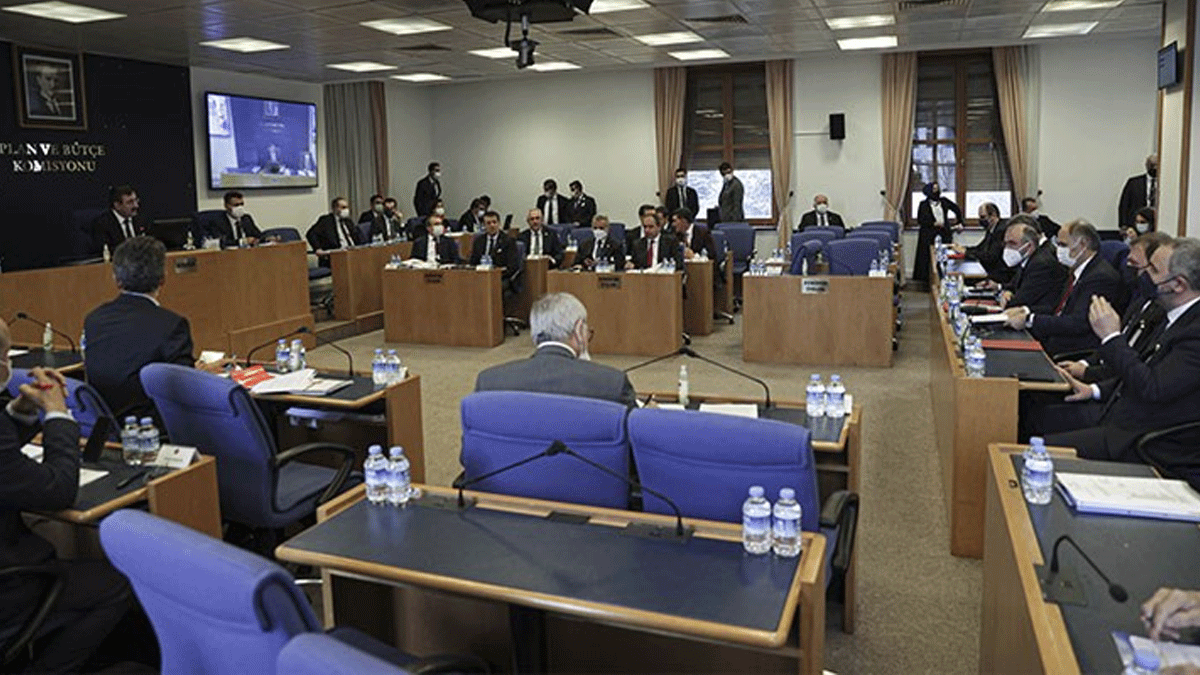 Dövize endeksli mevduat sözleri tartışma yarattı: Dua edin de tutsun