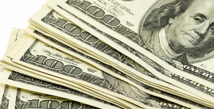 Yatırımcıya 
"dolar-faiz" önerisi