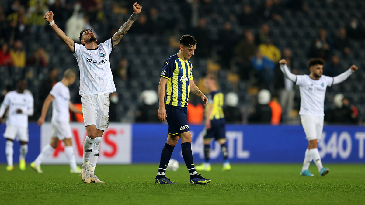 Zeki Murat Göle Fenerbahçe taraftarından özür diledi