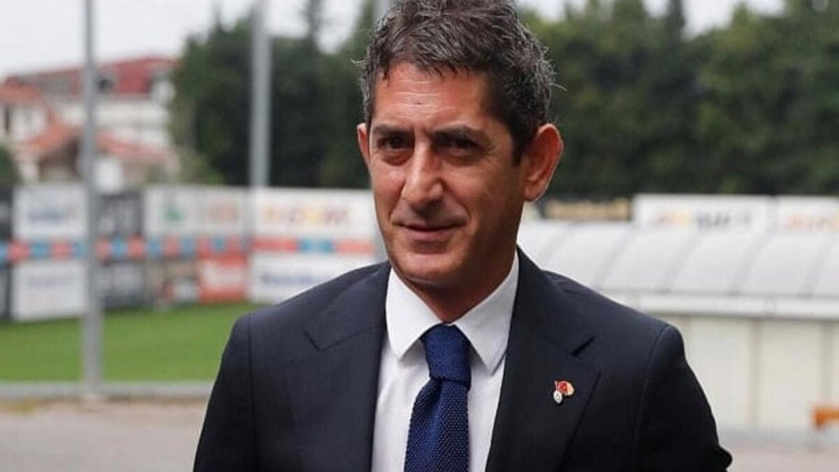 Galatasaray'da Şükrü Hanedar istifa etti!