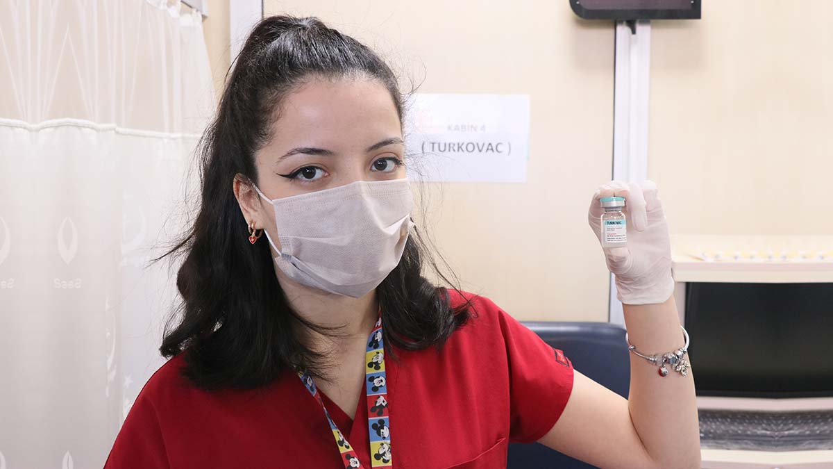 Turkovac, koronavirüs Omicron varyantına karşı etkili mi? İşte Faz-3 sonuçları