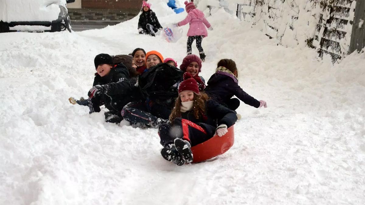 Kars, Konya, Van, Ordu, Tunceli ve Mersin'de eğitime kar tatili