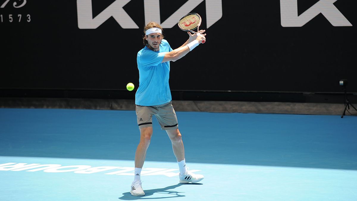 Yunan raket Tsitsipas Djokovic'i eleştirdi: Aşı olanları aptal gibi gösterdi