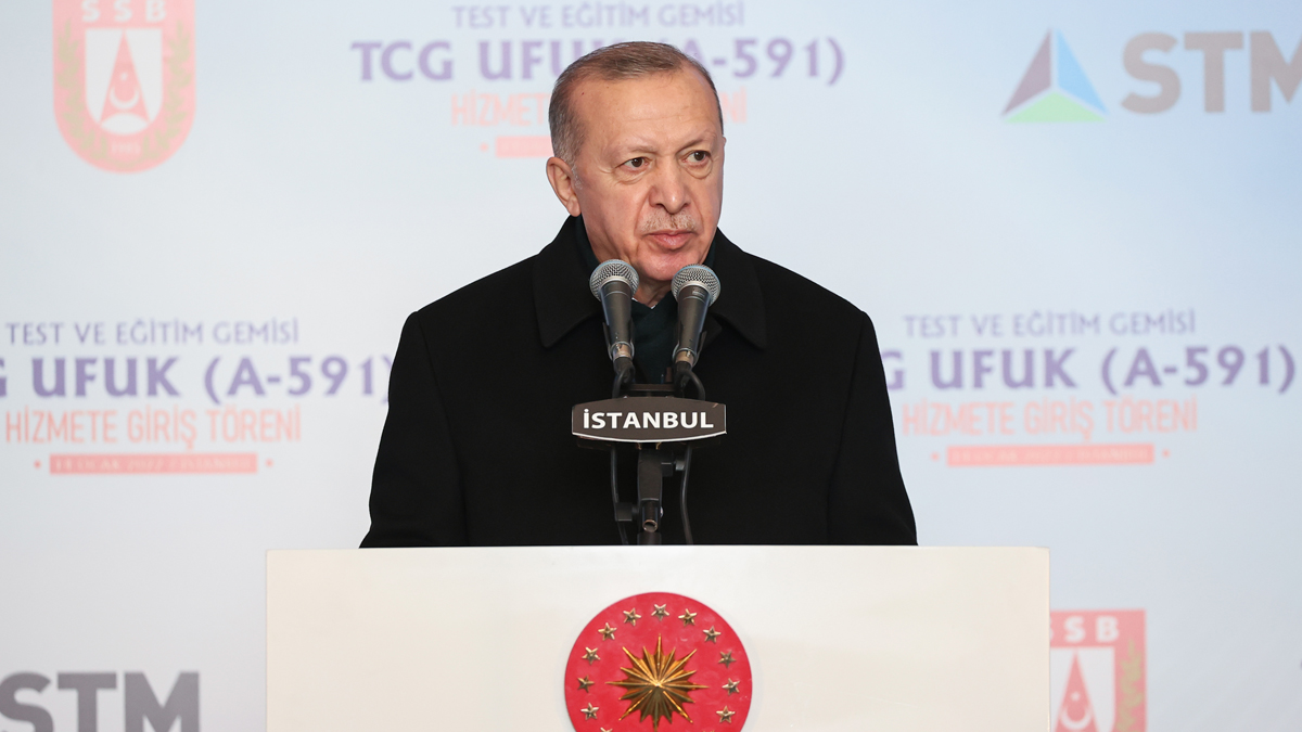 Erdoğan: Bir yandan da gözümüz uzayda