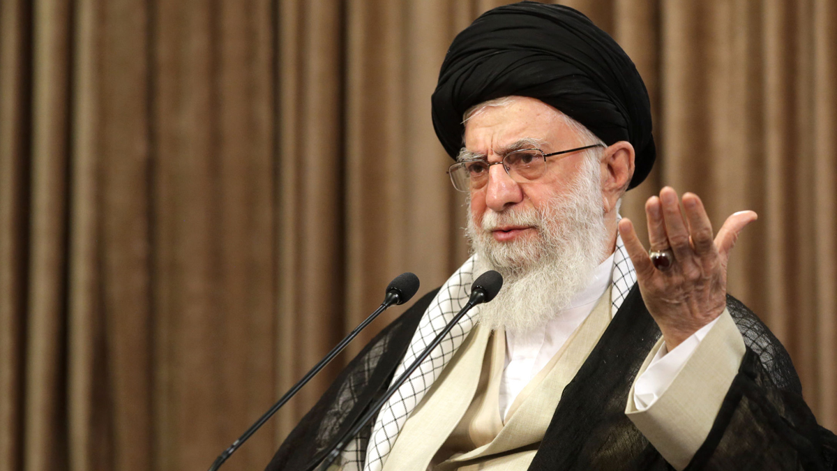 Trump'a suikast paylaşımı yapmıştı! Twitter, Hamaney'in hesabını kapattı