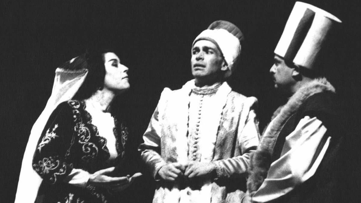 Usta tiyatro sanatçısı Bozkurt Kuruç hayatını kaybetti