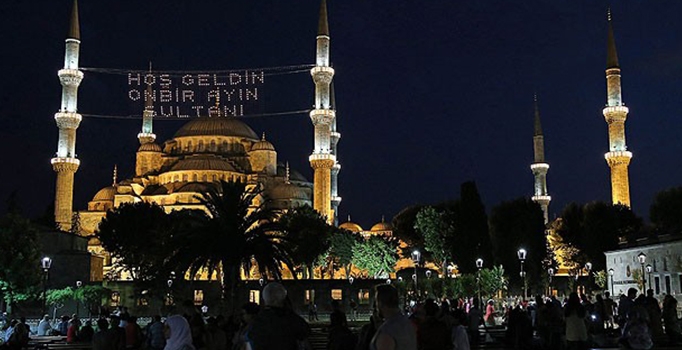 "On Bir Ayın Sultanı" başlıyor