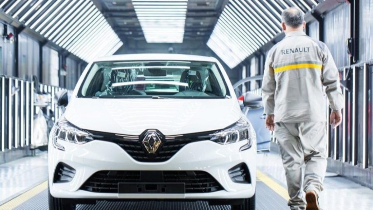 Çip krizi Renault'u da vurdu: Satışlar 2021'de yüzde 4,5 düştü