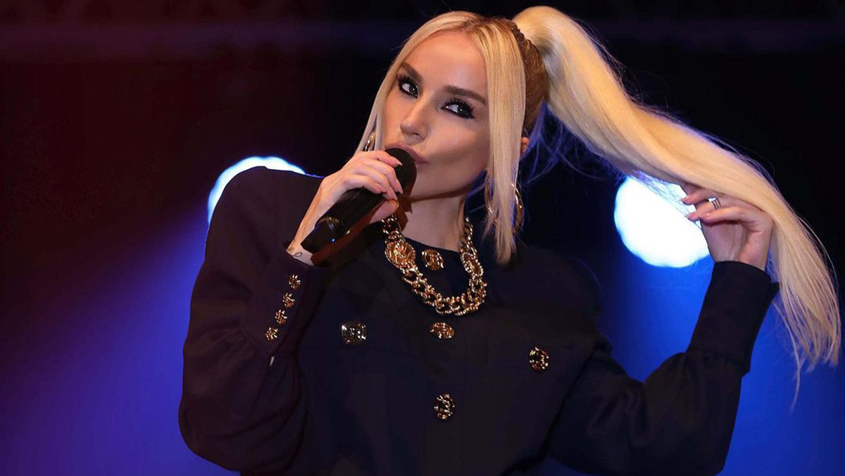 Gülşen ile Ozan Çolakoğlu arasında olay 'sahne elbisesi' krizi