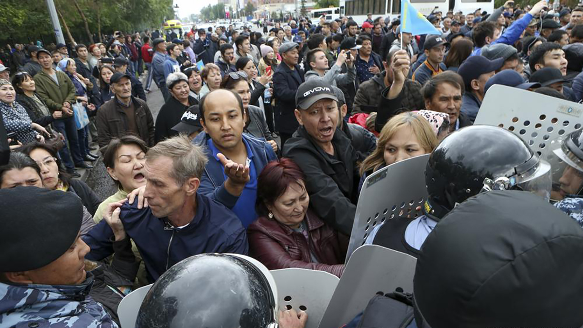 Nazarbayev haftalar sonra ilk kez konuştu: İsyan ve saldırılar planlı