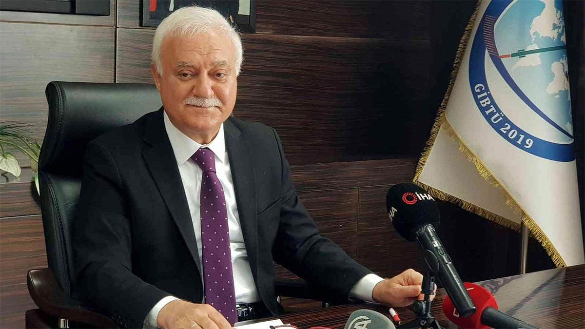 Nihat Hatipoğlu’dan Sezen Aksu’ya tepki