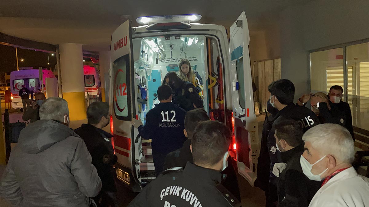Polis okulunda silah kazası: 3 yaralı