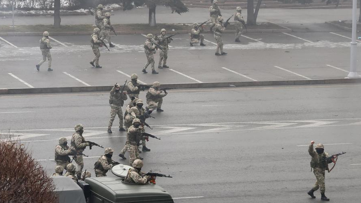 Kazakistan'dan açıklama: KGAÖ Barış Gücü tamamıyla çekildi