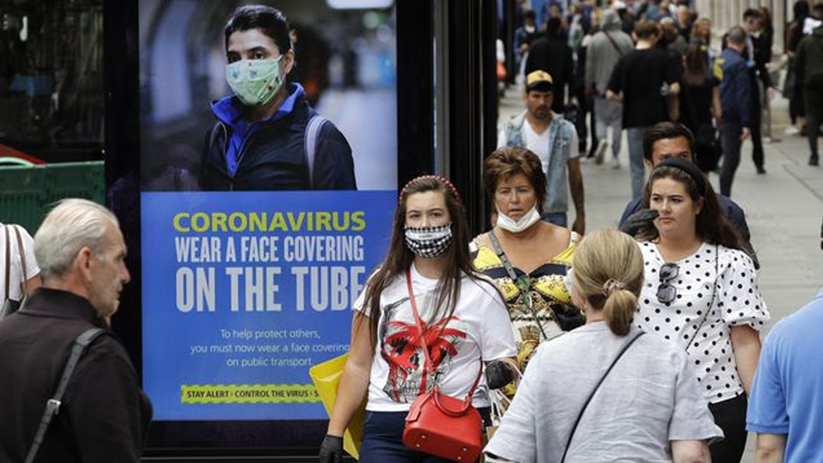 İngiltere'de pozitiflere karantina kalkıyor