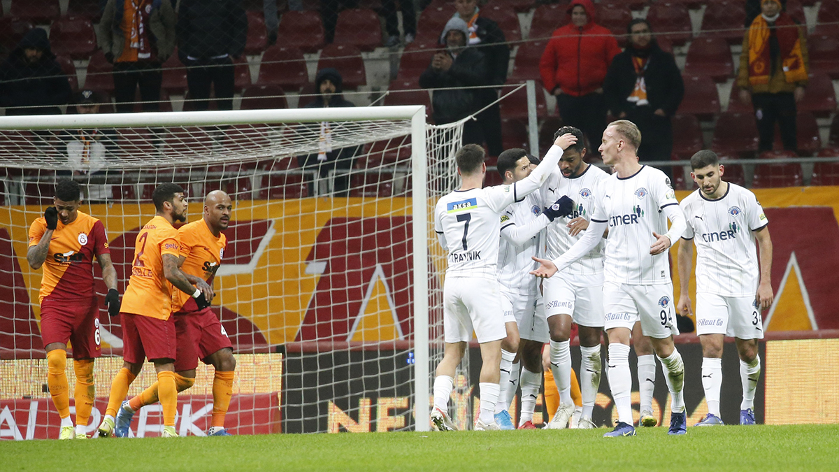 Galatasaray Kasımpaşa karşısında hüsrana uğradı