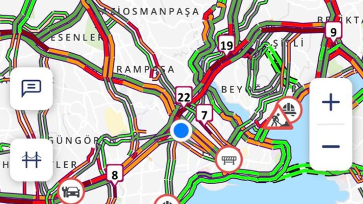 İstanbul'da kar başladı: Trafik yüzde 90'a ulaştı