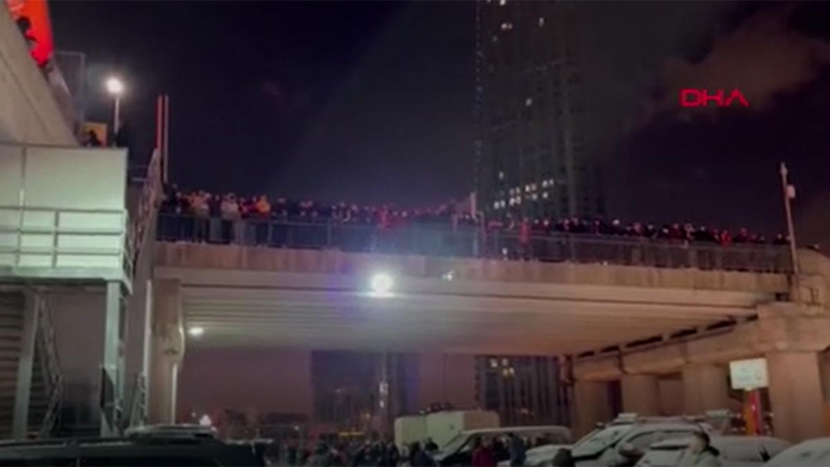 Galatasaray-Trabzonspor maçı sonrası taraftardan yönetime tepki