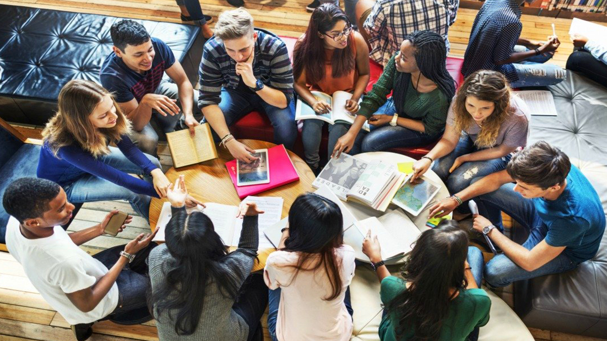 Kar yağışı üniversitelerde sınavları erteledi mi? Finaller online mı yüz yüze mi?