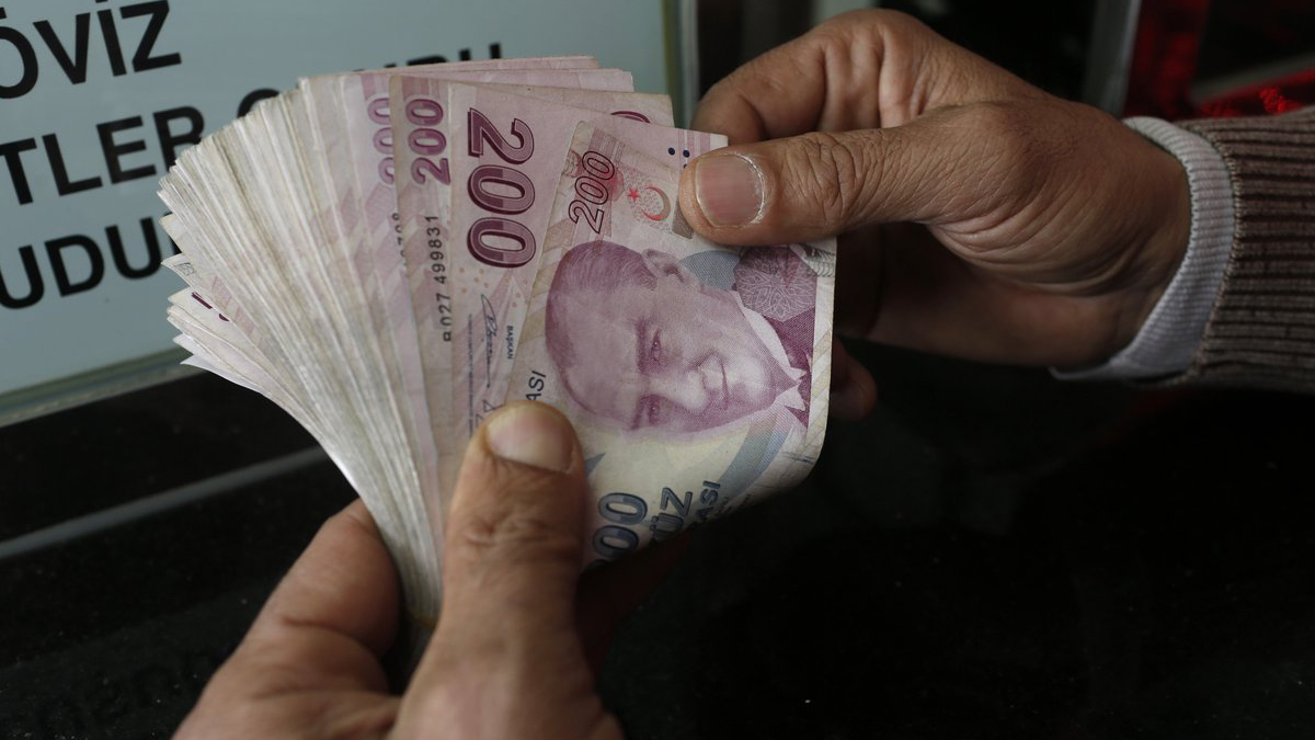 'Erdi çift haneli enflasyonum 50 şeref yaşına'