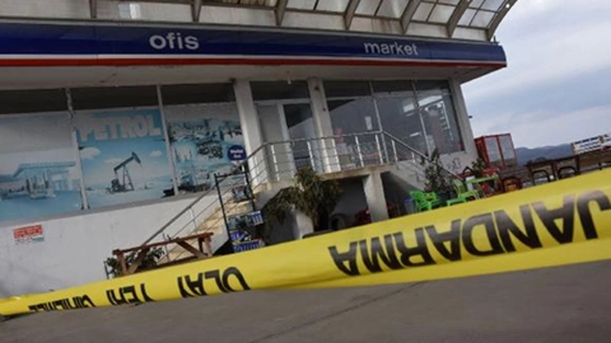 Akaryakıt istasyonunda 15 yaşında çocuğu öldüren soyguncular tutuklandı