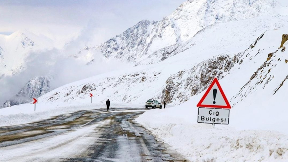 21 il için 'sarı' alarm: Çığ ve buzlanmaya dikkat!