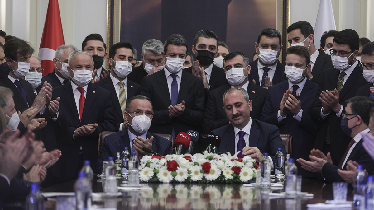 Başkanlığa bakan dayanmıyor