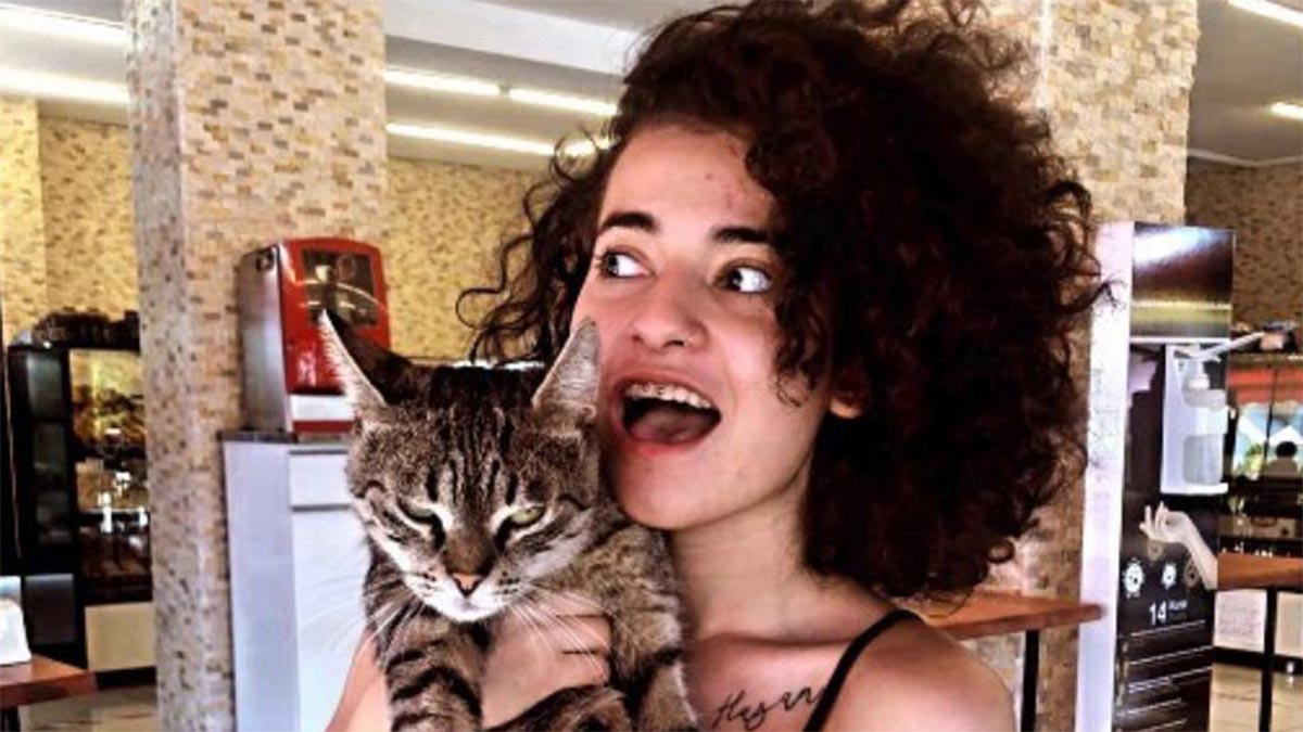 Öldürülen Azra Gülendam Haytaoğlu'nun duruşmasında gerginlik