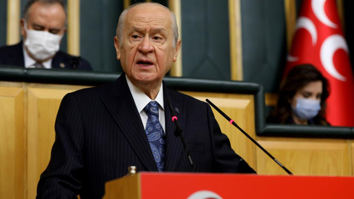 Bahçeli'den Sezen Aksu'ya tepki: Herkes aksini söylese de MHP selin akıntısına kapılamaz