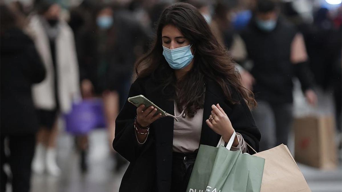 İspanya'da maske takma zorunluluğu kalkıyor