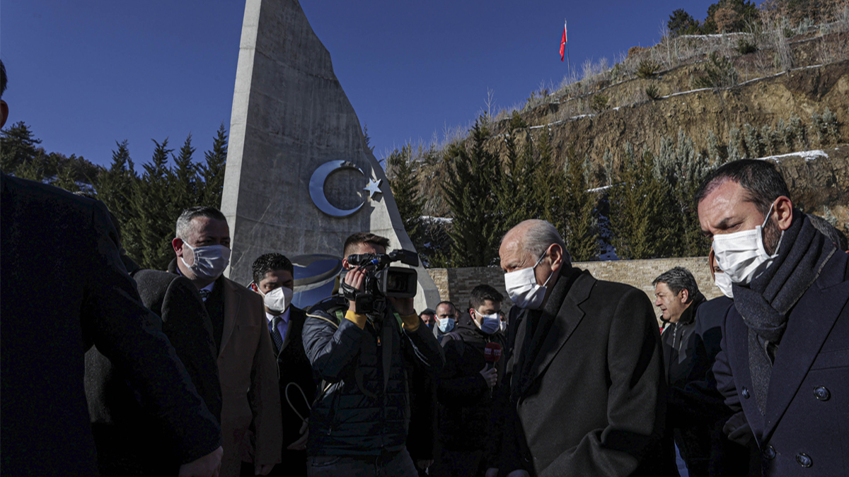 MHP lideri Bahçeli, Ülkücü Şehitler Anıtı’nı ziyaret etti