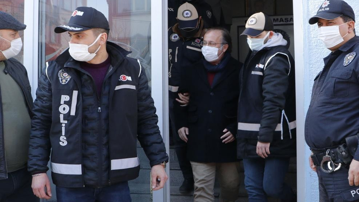 Rüşvet iddiasıyla gözaltına alınan CHP'li başkan serbest