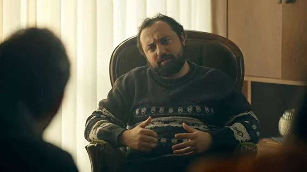 Ahmet Kürşat Öçalan: 'Gibi' tam bir durum komedisi