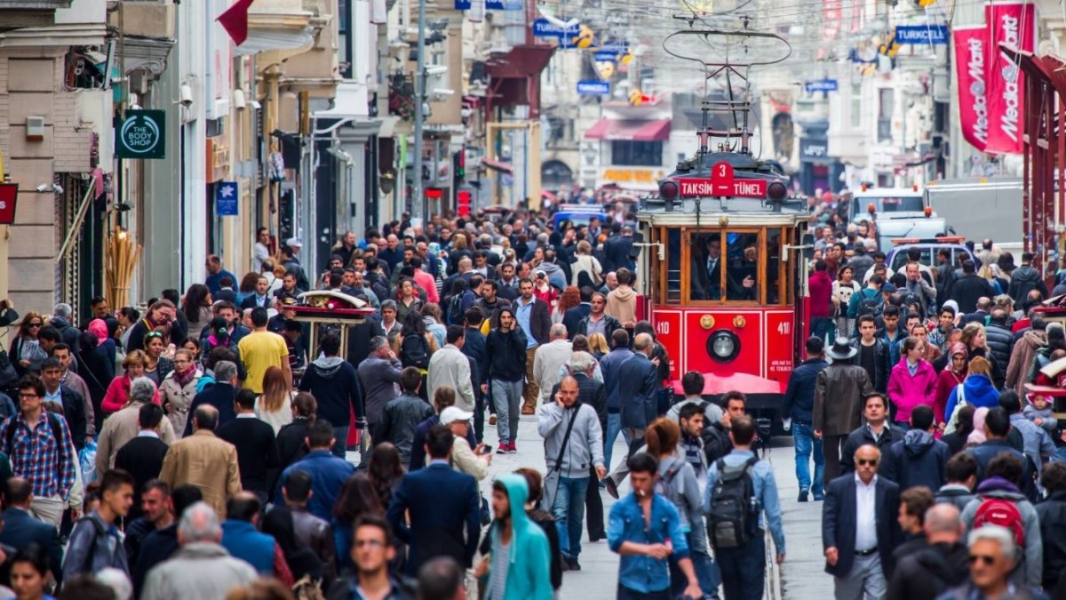 'Genç Türkiye' tablosu değişiyor: Nüfus alarmı