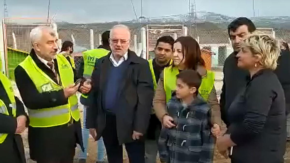 Vatandaş, köpeklere verilen artık tavukları alınca kilosu 1 liradan 7 buçuk liraya fırladı