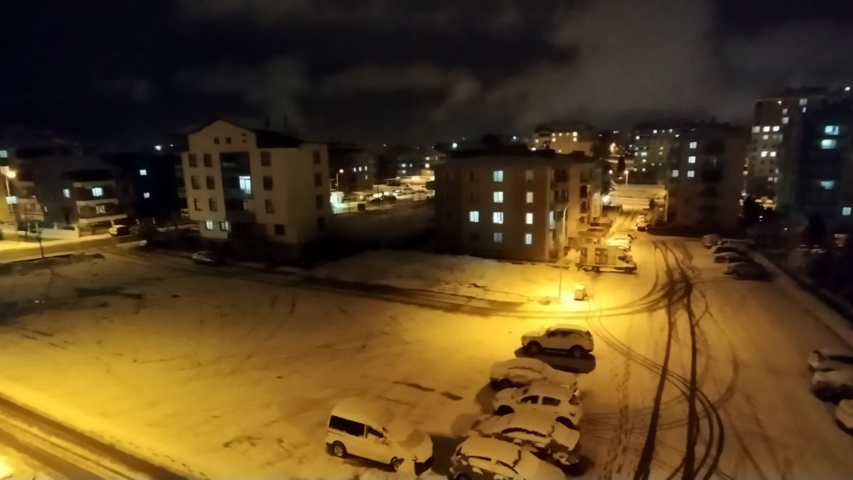 Uşak'ta eğitime kar tatili