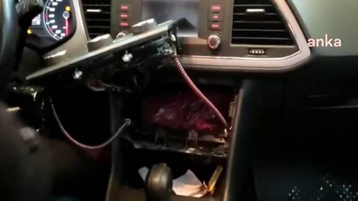 Lüks araca kokain için kurulan özel düzenek polisi bile şaşkına çevirdi