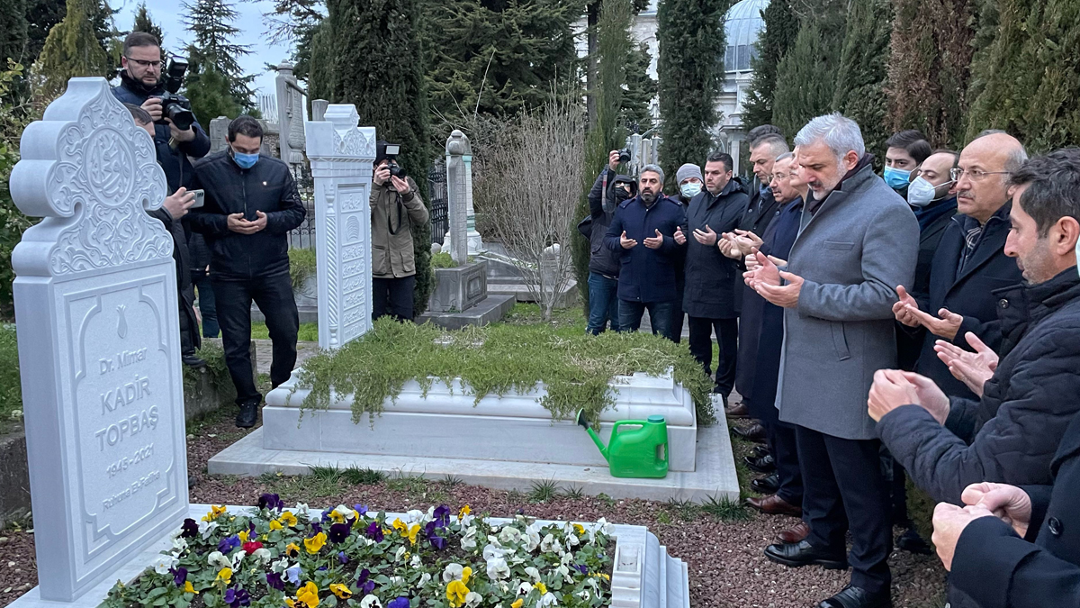 Kadir Topbaş vefatının 1. yılında unutulmadı